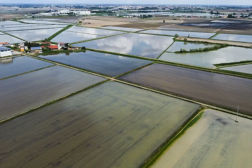 maximize land & water use in agriculture through dredging